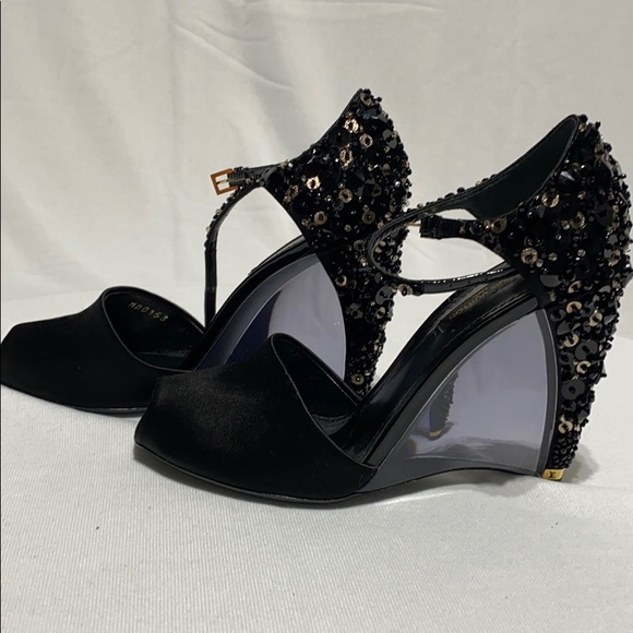Louis Vuitton Heels - Picture 4 of 4